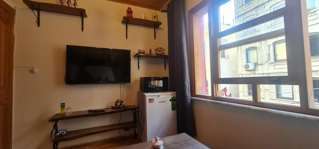Galata Duplex Apt. *Balcony* 1 Min To Metro Stn. Apartment Istanbul 0*,  Turkey