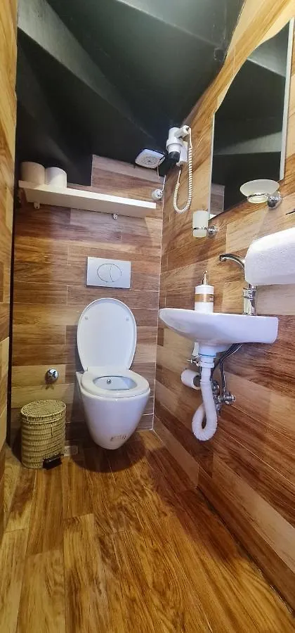 Galata Duplex Apt. *Balcony* 1 Min To Metro Stn. Apartment Istanbul